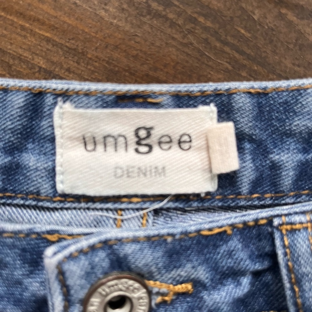 Umgee denim shorts size small